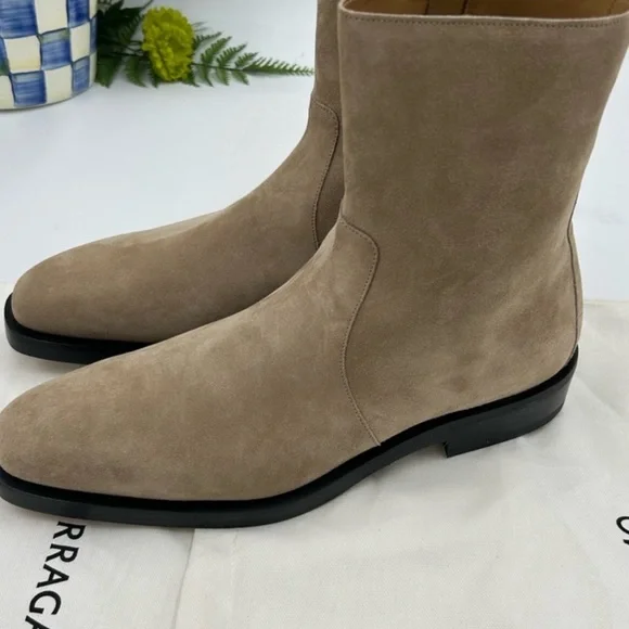 Men´s Salvatore Ferragamo Gerald Tan Suede Boots. Size 8.5 Boots display picture 2